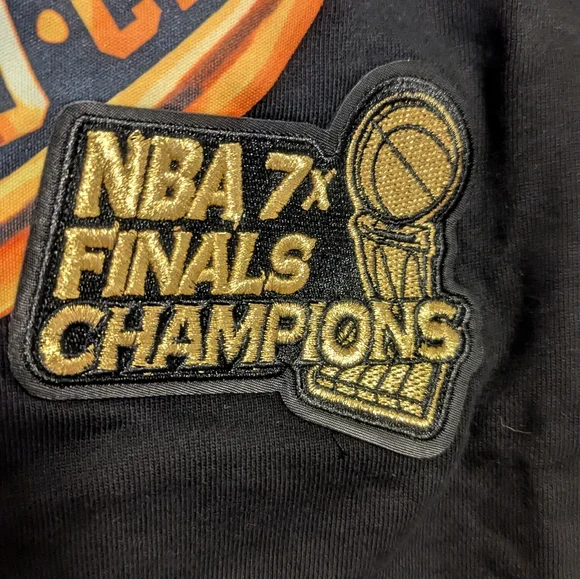 Golden State Warriors 7X NBA Champion Hoodie - Picture 2 of 7
